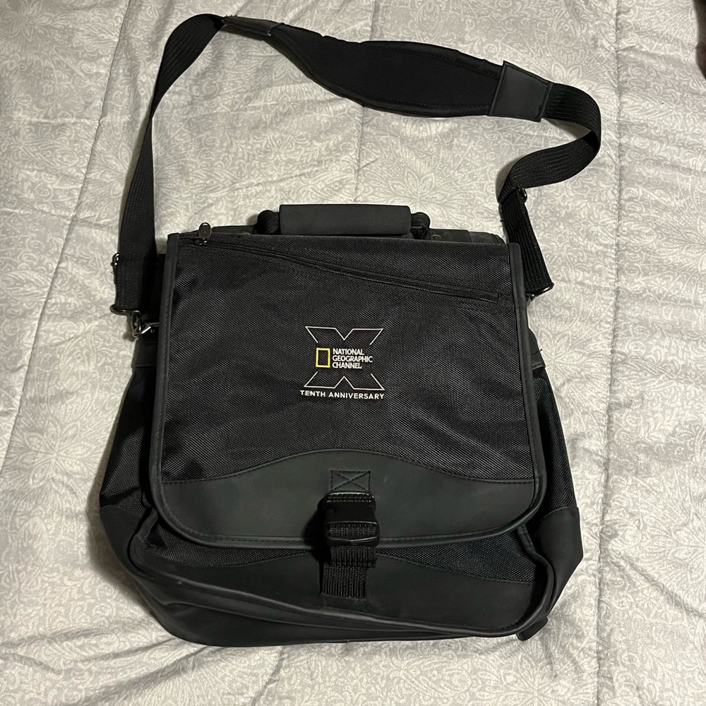 National Geographic Nat Geo Channel 10 Year Vertical Shoulder Messenger Bag